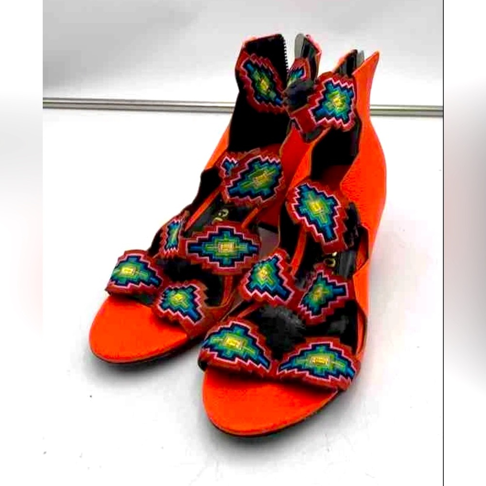 NWOT Kat Maconie Aztec embroidered ankle Strap Orange Women Sandals - US 9.5